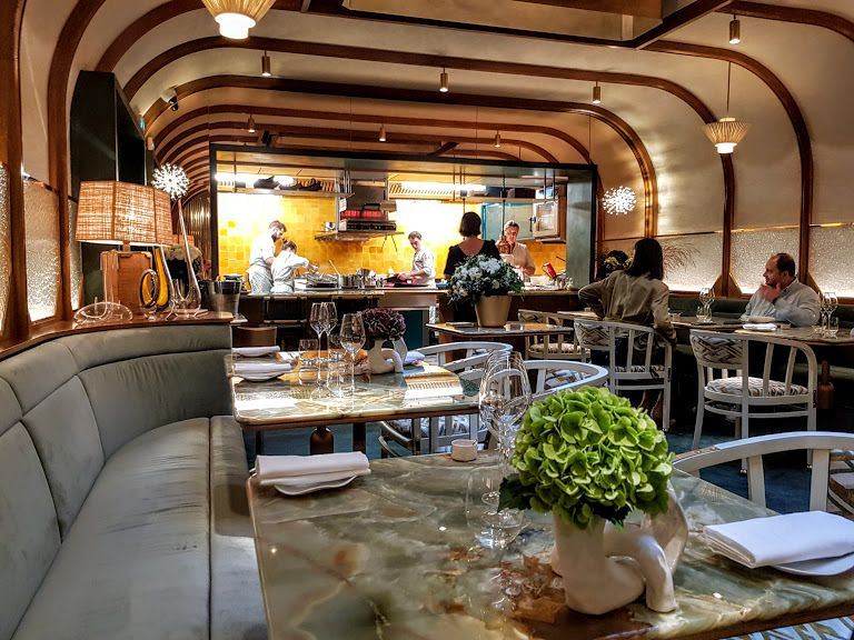 Restaurant La Scène – Stéphanie Le Quellec 